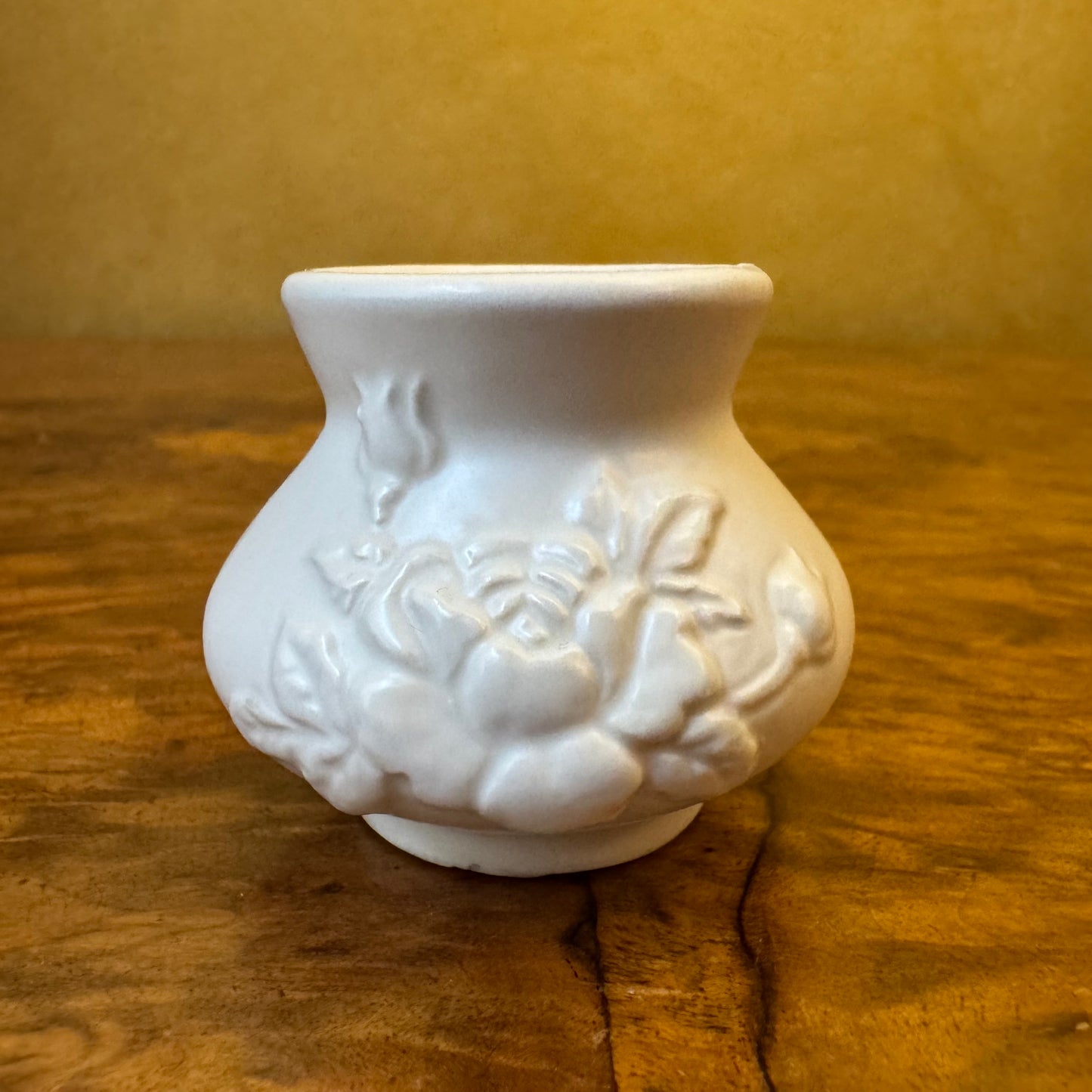 White Ceramic Miniature Bud Vase