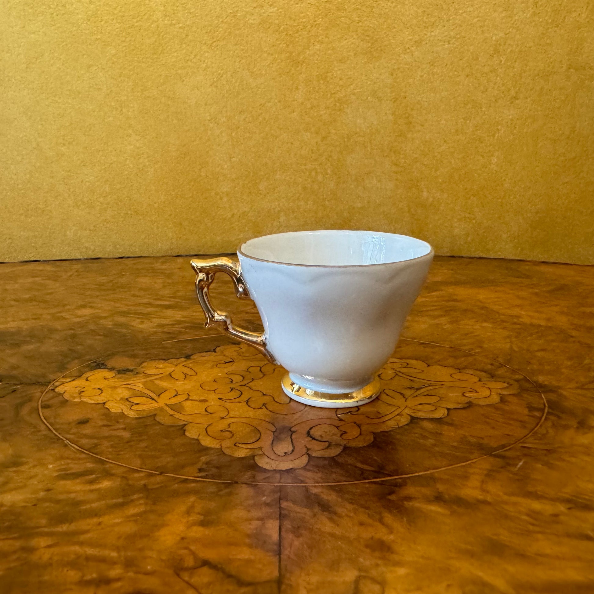 White_Gold_Cup