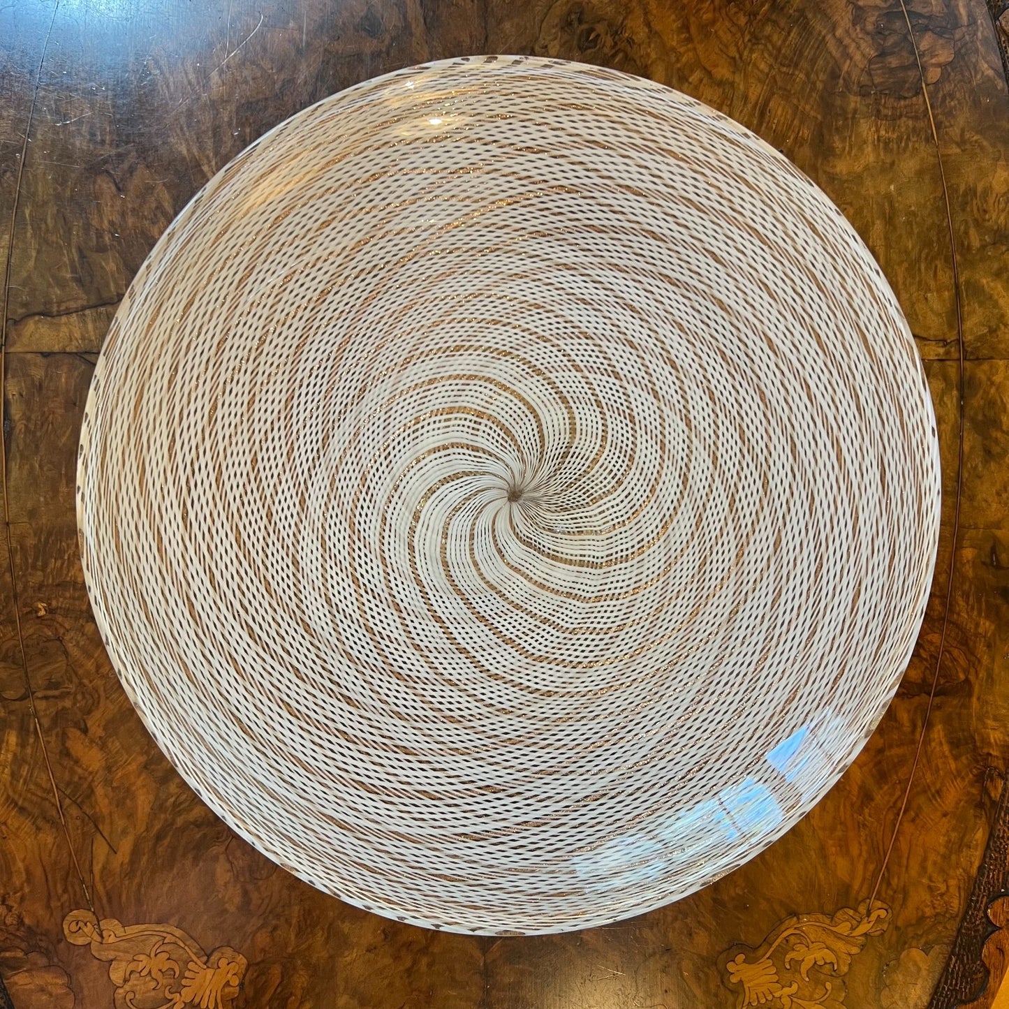 Woven Pattern Glass Display Dish/Plate