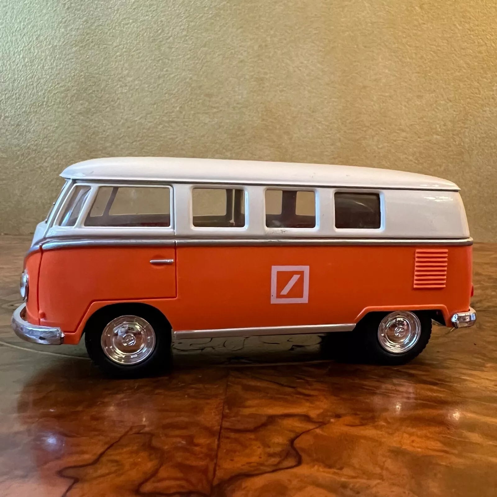 kinsmart volkswagen classical bus