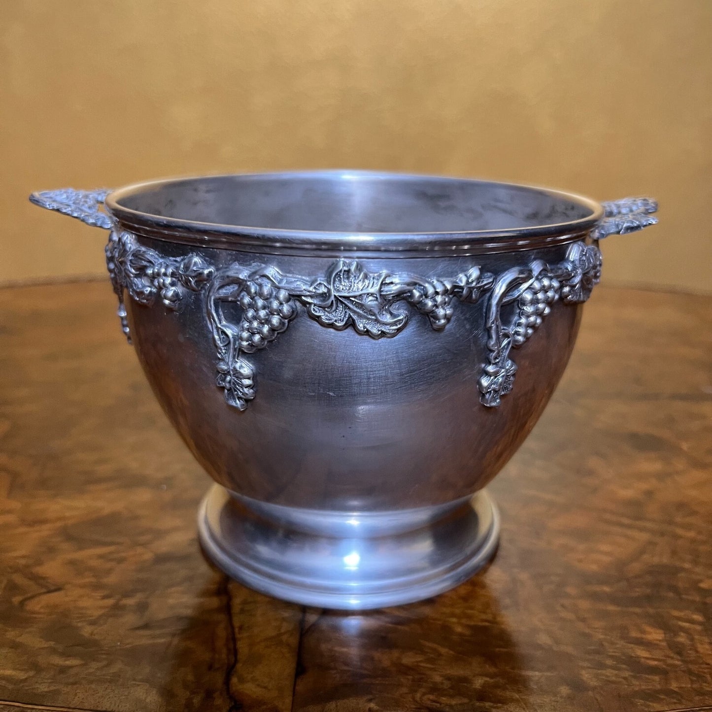 Crusader Reproduction Silver Urn Bowl