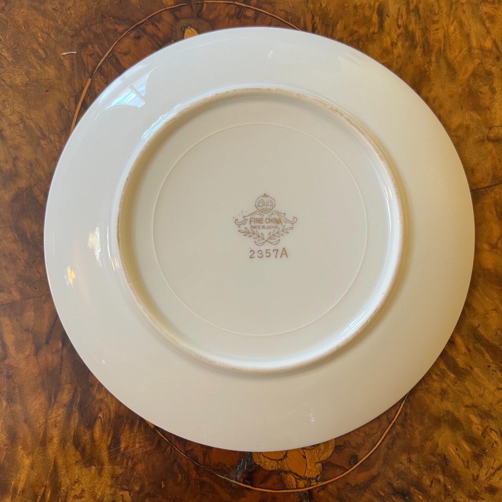 Fine China Gold Detail Side Plate 