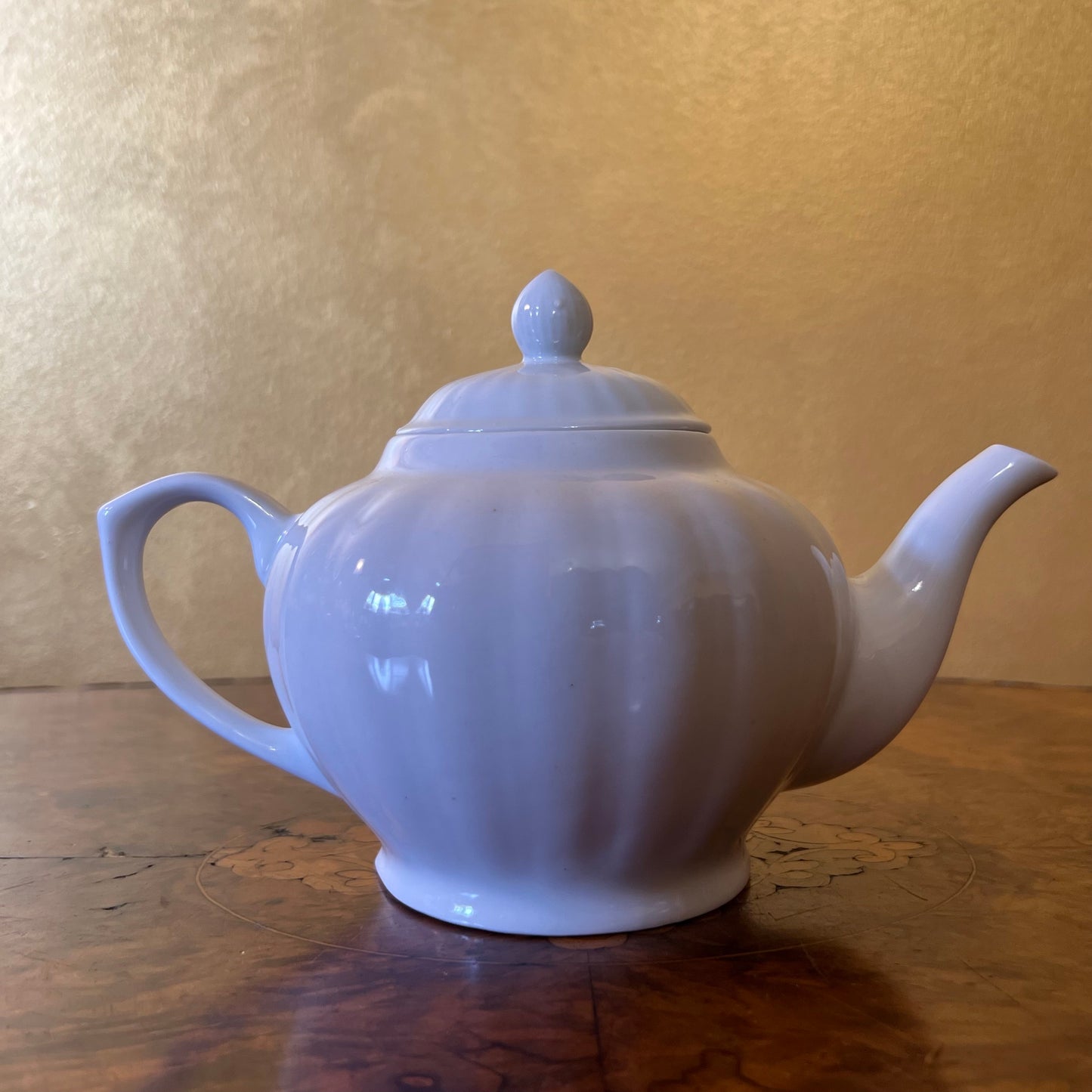 White Porcelain Tea Pot