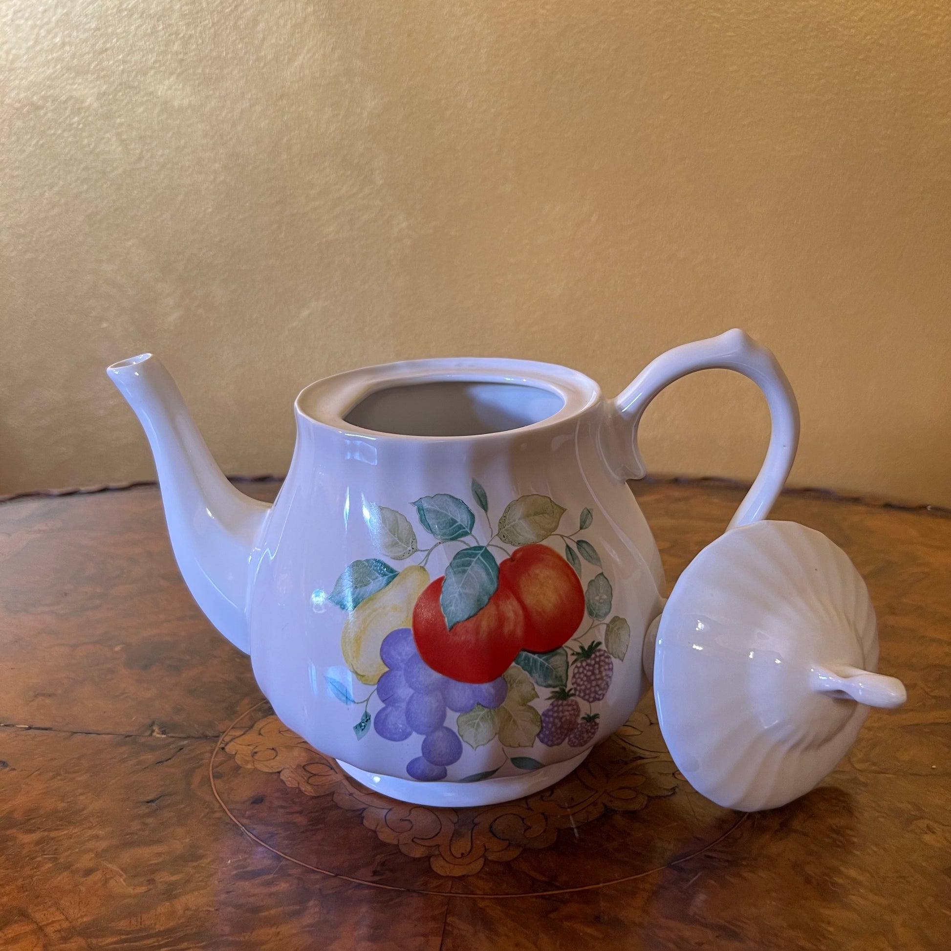 Kun Lun Fruit Print Tea Pot Vintage Yes 