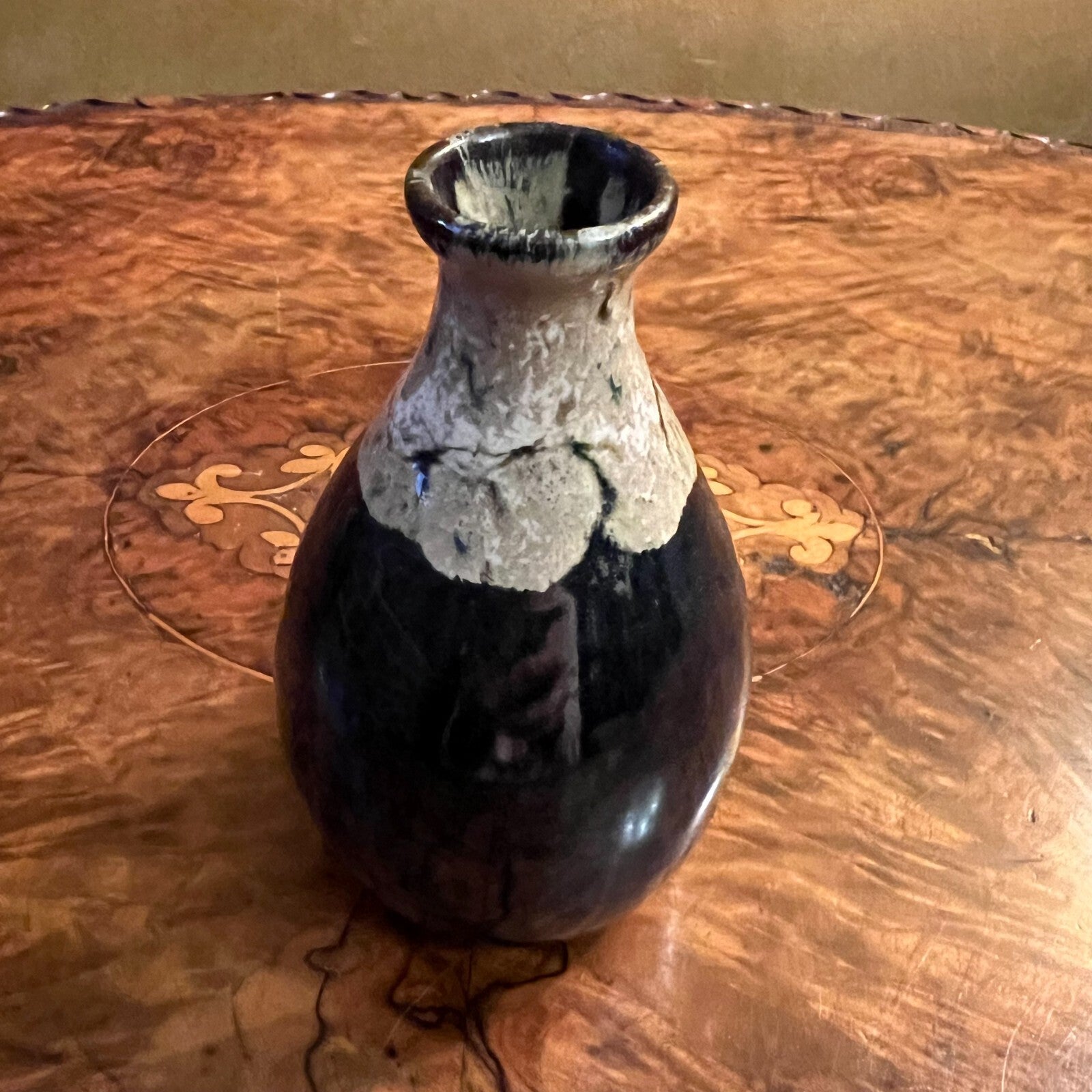 Navy Brown Pottery Vase 