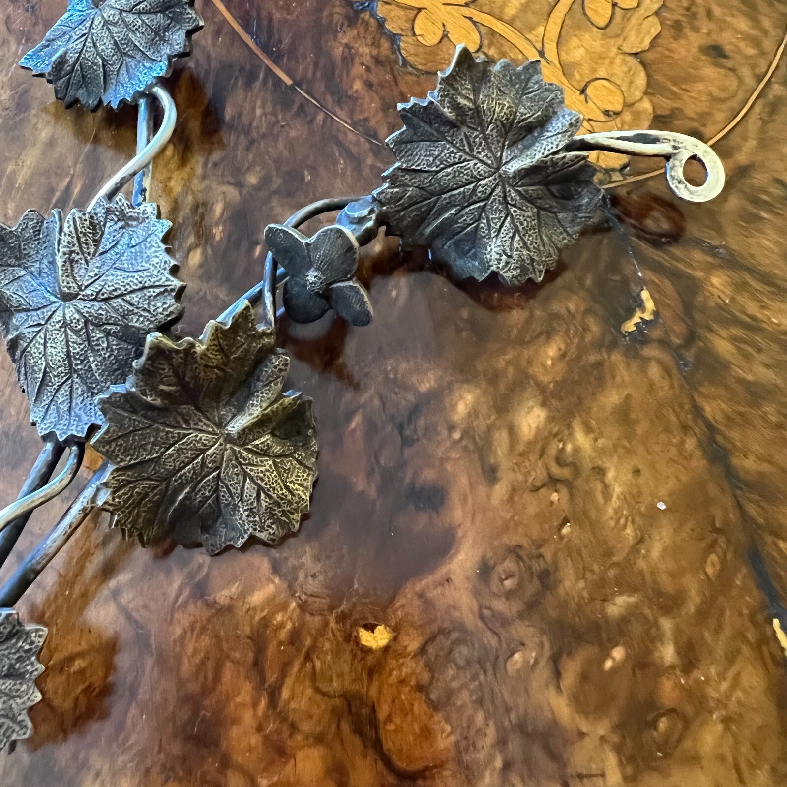 Ornate Leaves Hanging Ornament 