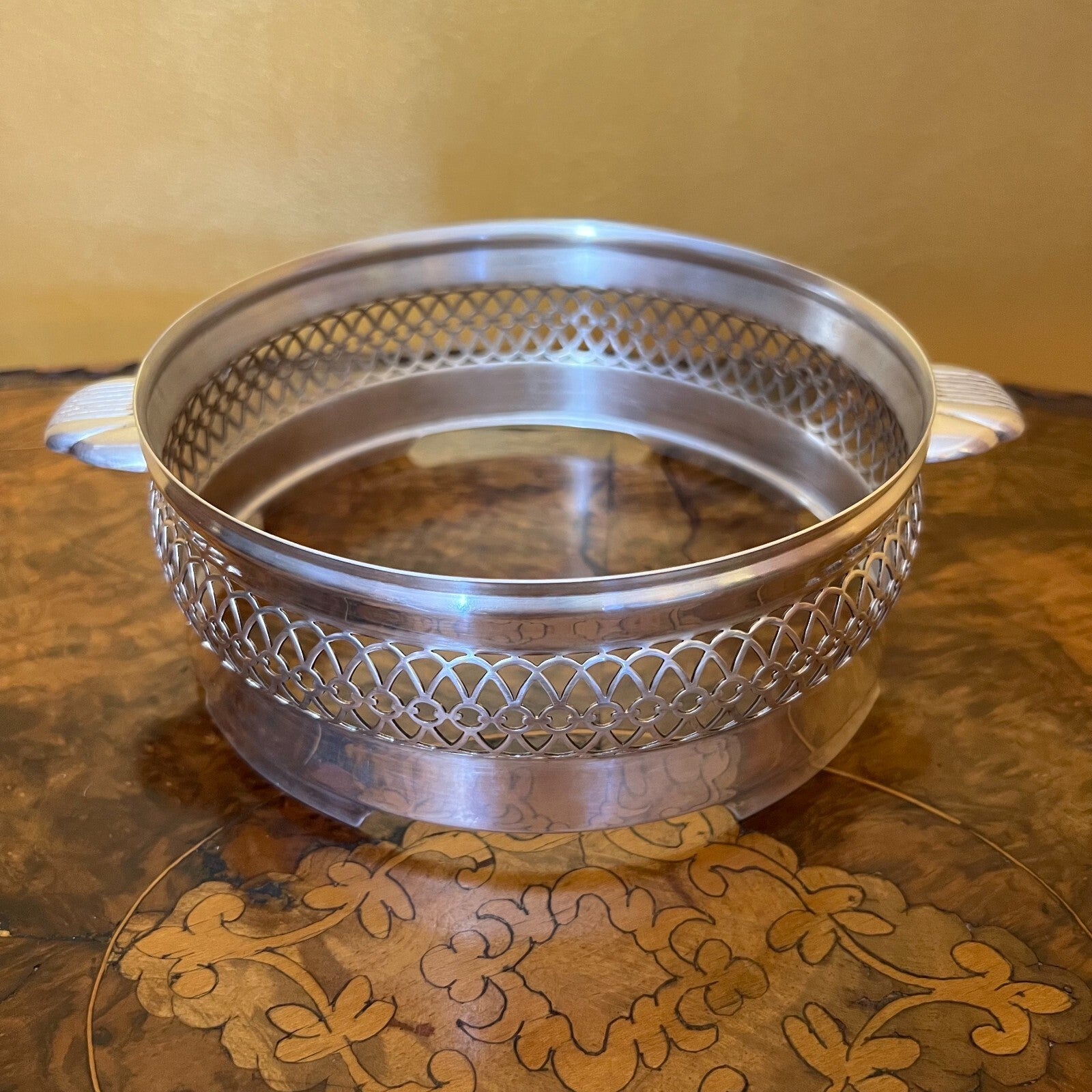 Paramount Silver Plated Casserole Dish Holder 