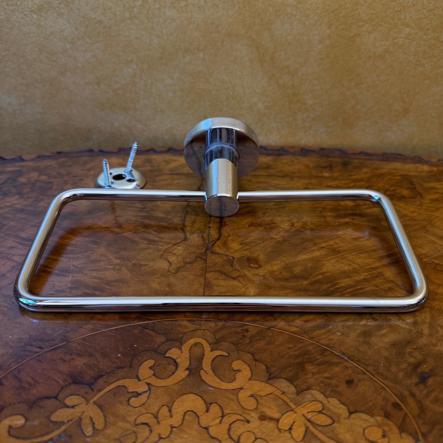 Phoenix Silver Rectangle Hand Rack