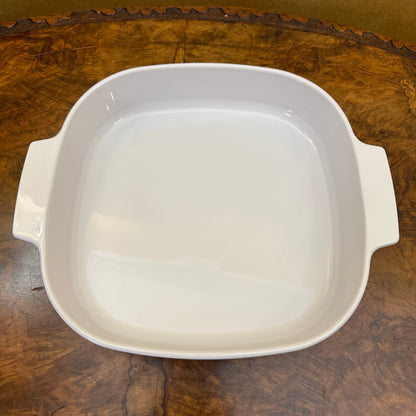 Pyrex White Blue Floral Dish 