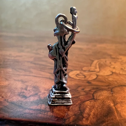 Statue Of Liberty Charm Pendant 