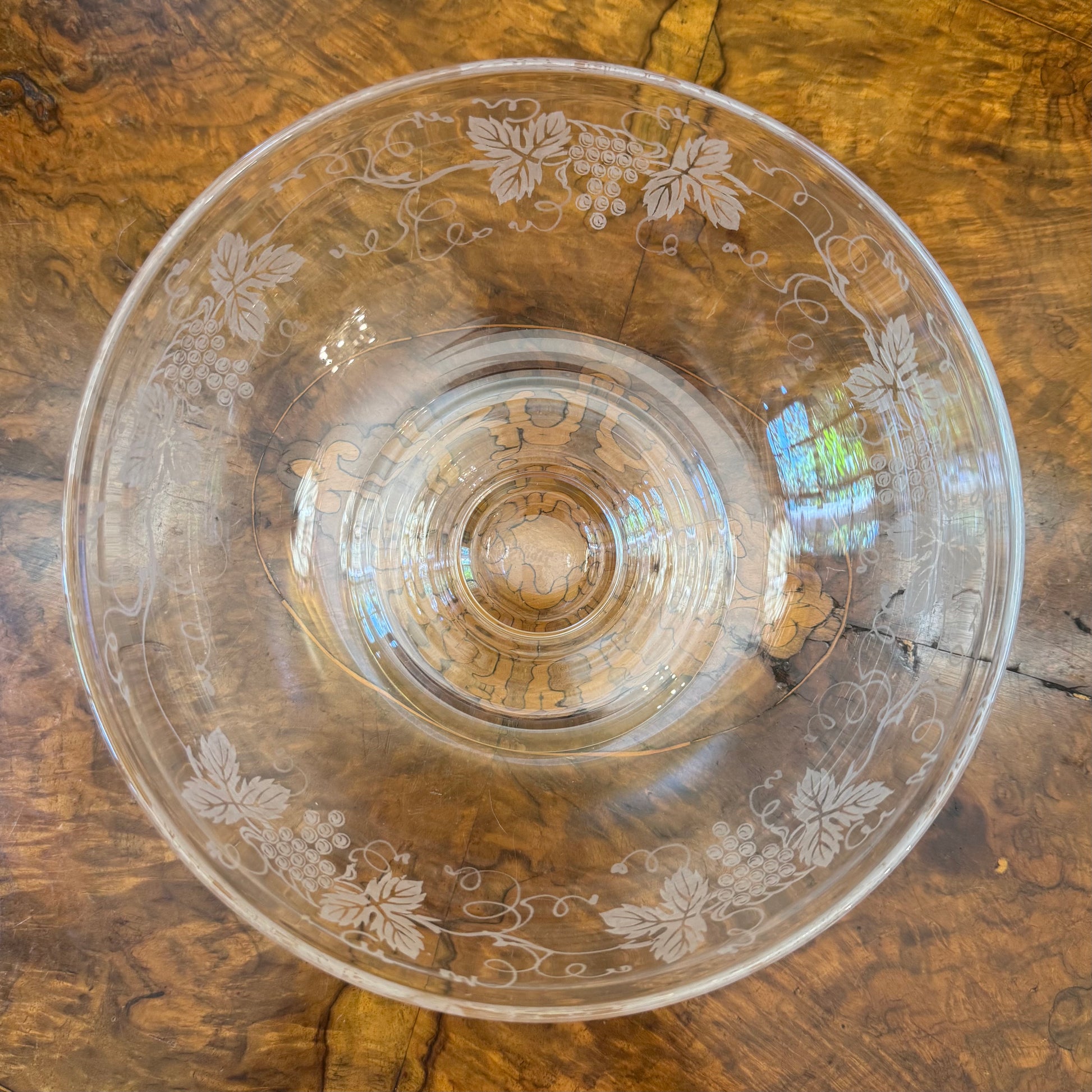 Stuart Crystal Grapes & Leave Print Bowl