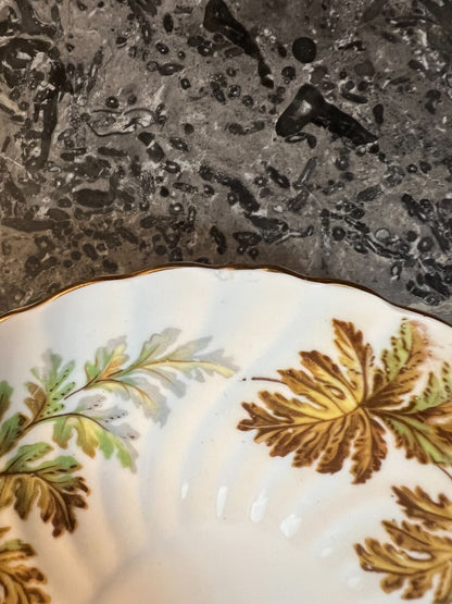 Vintage 1960s Aynsley Leaves Chip 