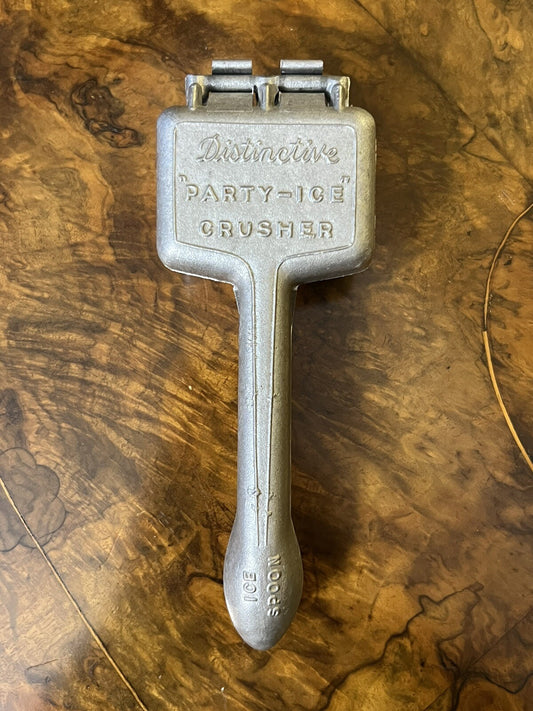 Vintage Distinctive Party Ice Crusher 