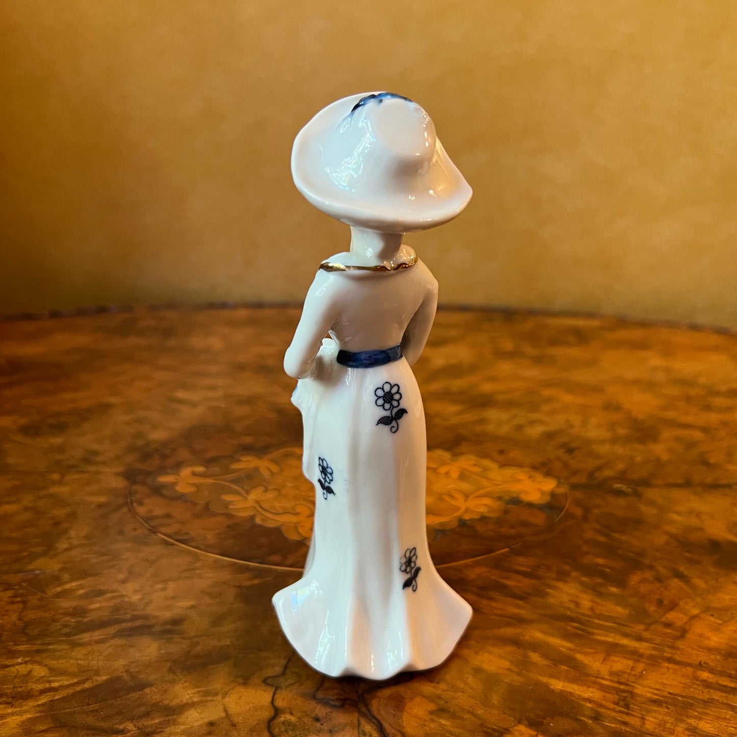 Vintage Lady Blue & White Statue 