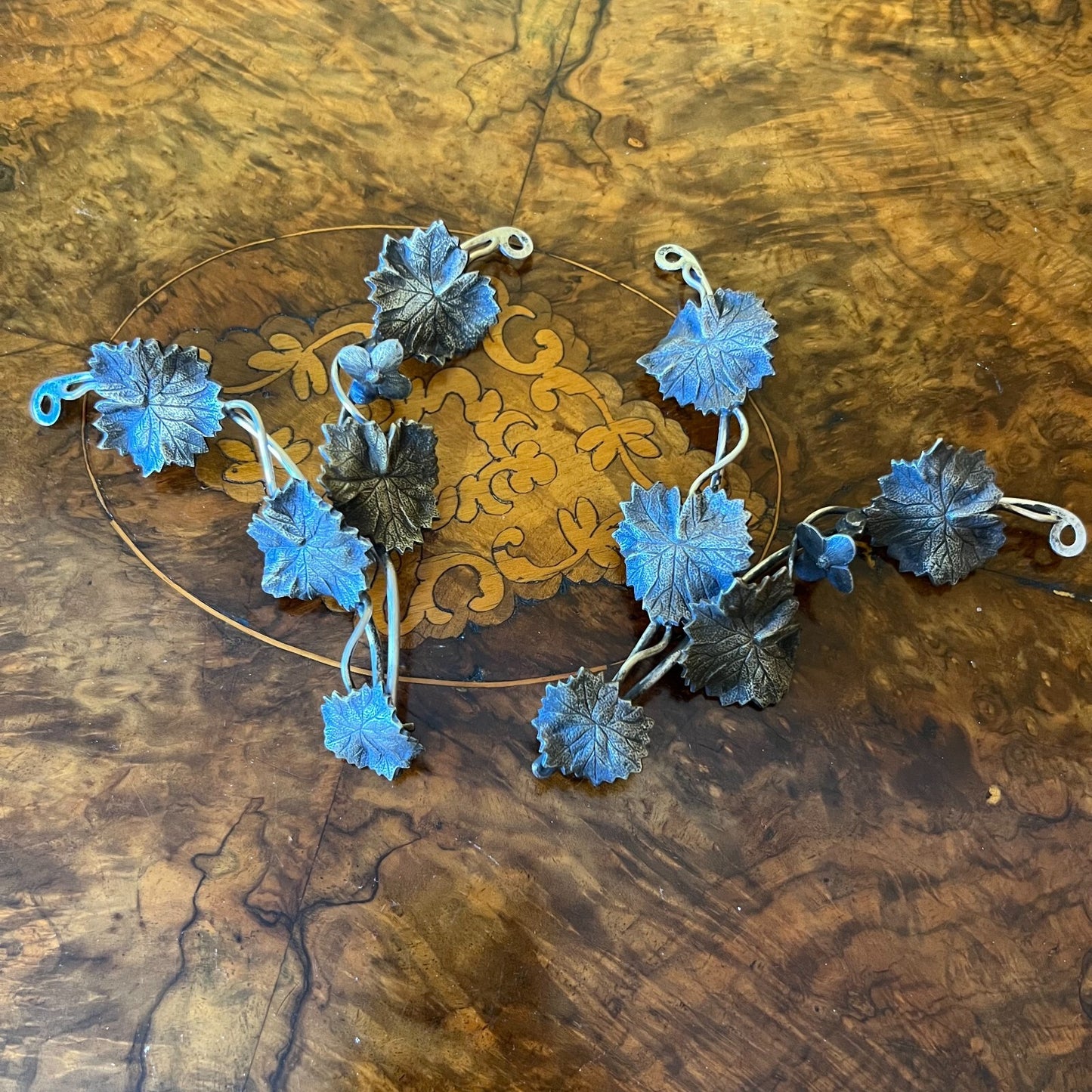 Vintage Ornate Leaves Hanging Ornament Pair 