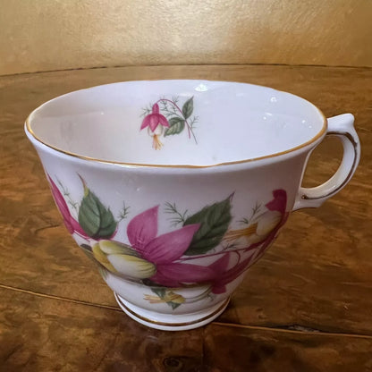 Vintage Royal Vale Floral Print Tea Cup
