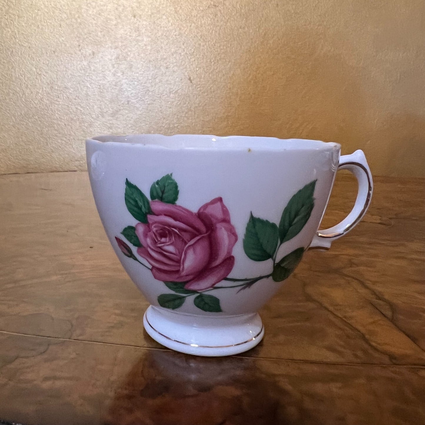 Vintage Royal Vale Rose Print Tea Cup Trio