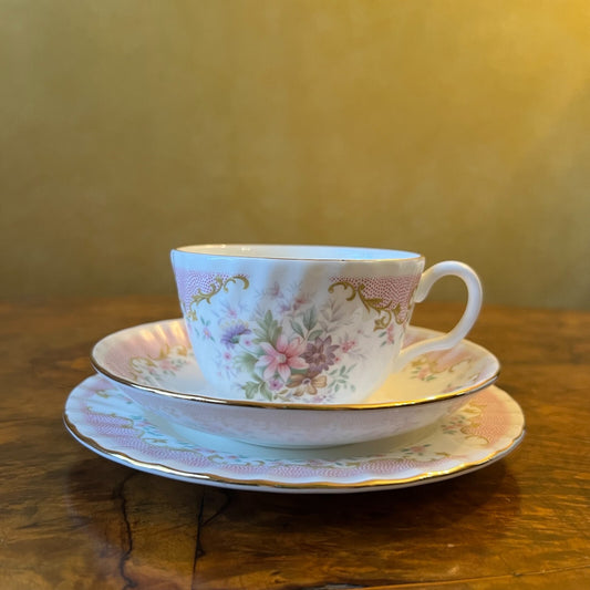Vintage Royal Vale Serenity Print Tea Cup Trio Set 