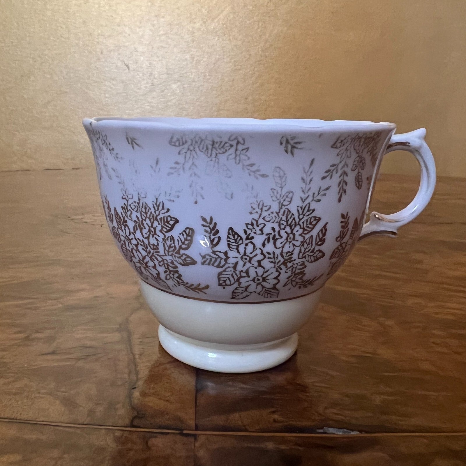 Vintage Royal Vale Yellow Gold Tea Cup Trio