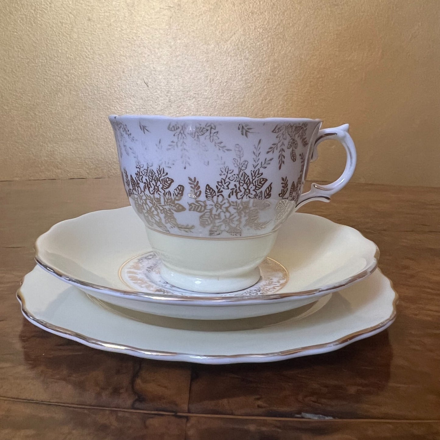 Vintage Royal Vale Yellow Gold Tea Cup Trio Set 