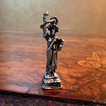 Vintage Statue Of Liberty Charm Pendant 
