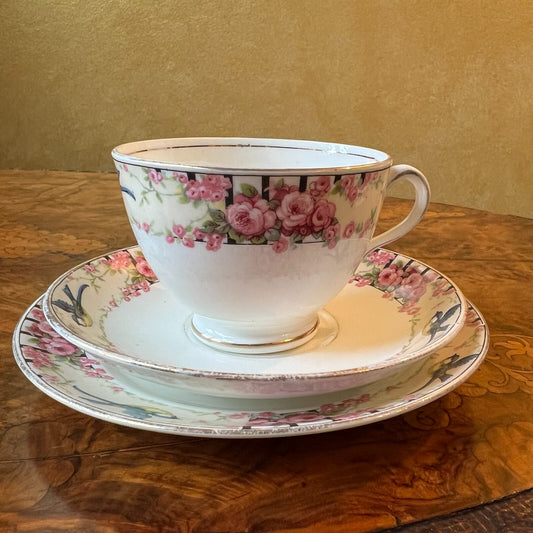 Vintage Tuscan Bird Print Tea Cup Trio Set