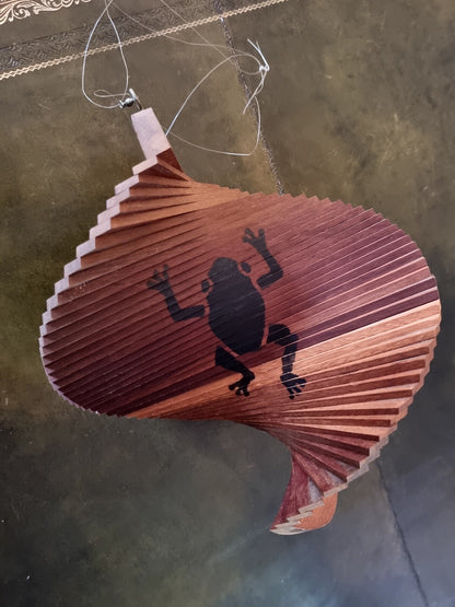 Wood Spiral Hanging Frog Print Ornament 