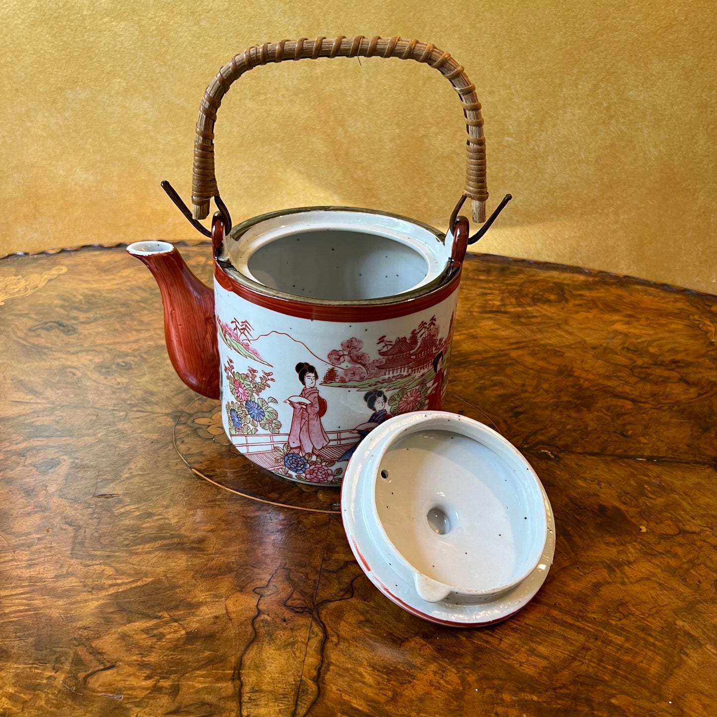 Wooden Handle Japanese Print Tea Pot 